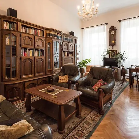 Cozy In The Heart Of *